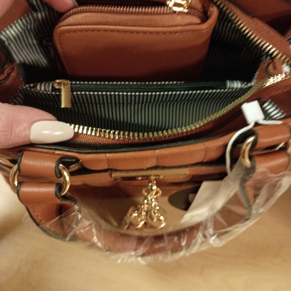 Quilted Tan Satchel - Picture 8 of 9